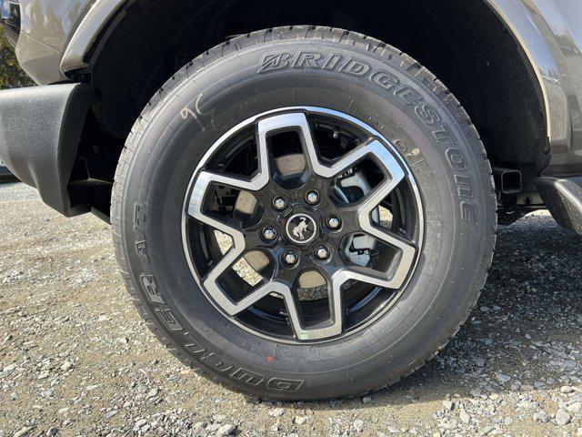 Photo of 2025 Gray Ford Bronco