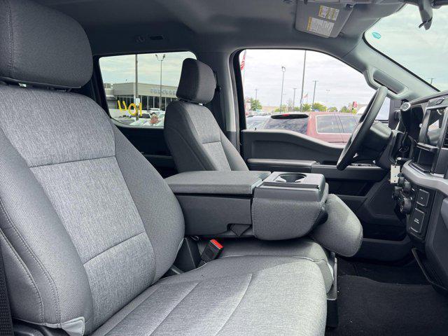 Photo of 2025 Agate Black Metallic Ford F-350