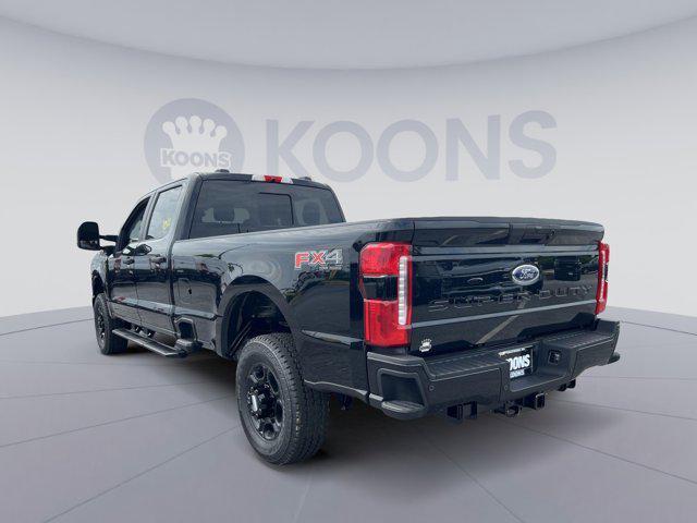 Photo of 2025 Agate Black Metallic Ford F-350