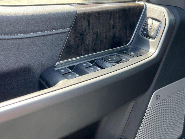 Photo of 2025 Antimatter Blue Metallic Ford F-250