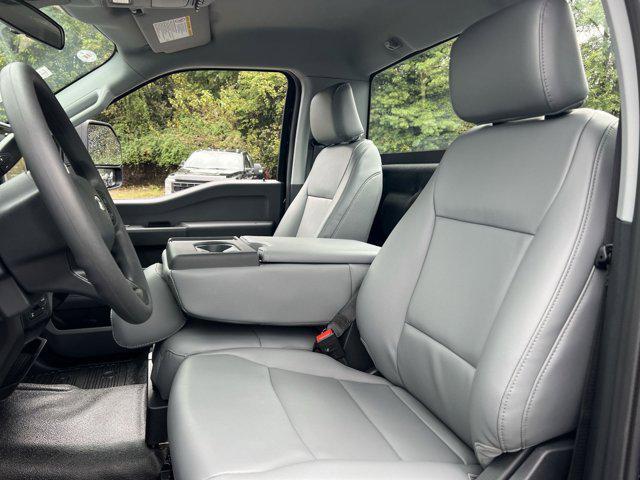 Photo of 2026 Black Metallic Ford F-250