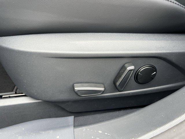 Photo of 2025 Star White Metallic Tri-Coat Ford Mustang Mach-E