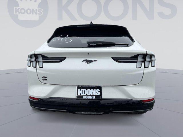Photo of 2025 Star White Metallic Tri-Coat Ford Mustang Mach-E