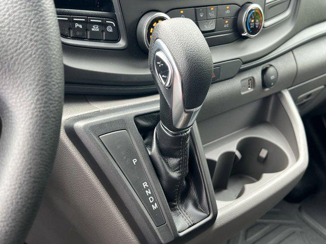 Photo of 2025 Oxford White Ford Transit-250