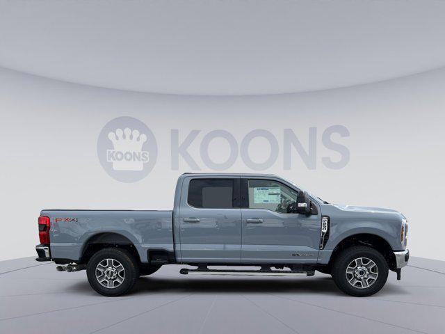 Photo of 2025 Glacier Gray Metallic Tri-Coat Ford F-250