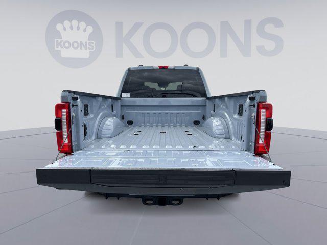 Photo of 2025 Glacier Gray Metallic Tri-Coat Ford F-250