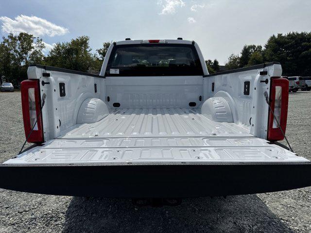 Photo of 2026 Oxford White Ford F-250
