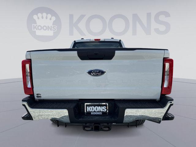Photo of 2026 Oxford White Ford F-250