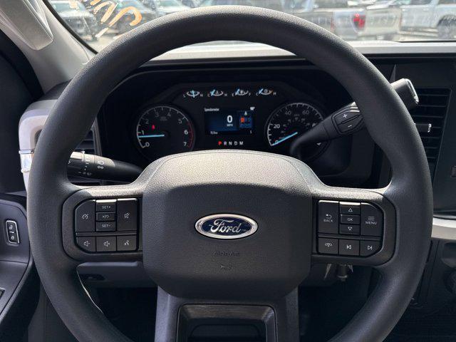 Photo of 2026 Oxford White Ford F-250