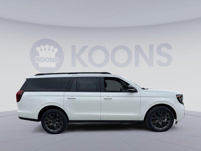 Photo of 2025 White Metallic Ford Expedition Max