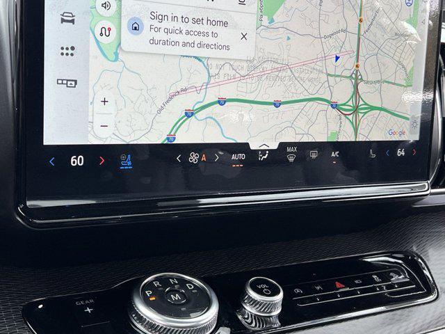Photo of 2025 White Metallic Ford Expedition Max