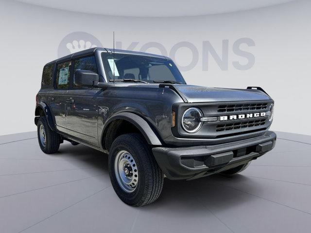 Photo of 2025 Carbonized Gray Metallic Ford Bronco