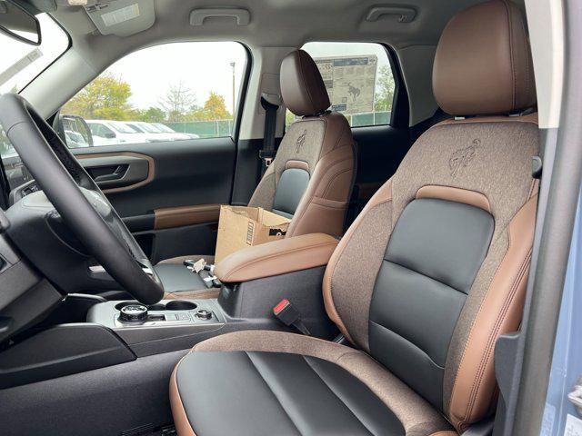 Photo of 2025 Azure Gray Metallic Tri-Coat Ford Bronco Sport