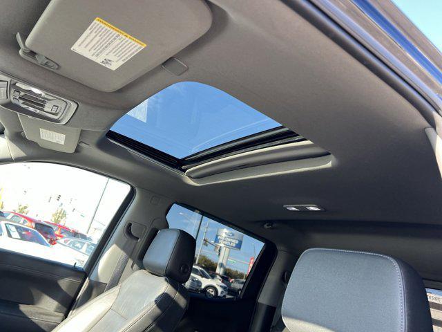 Photo of 2021 Black Chevrolet Silverado 1500