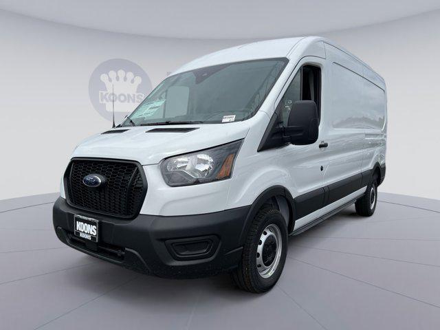 Photo of 2025 Oxford White Ford Transit-250