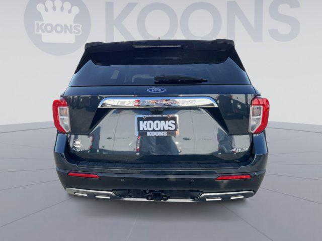Photo of 2023 Stone Blue Metallic Ford Explorer