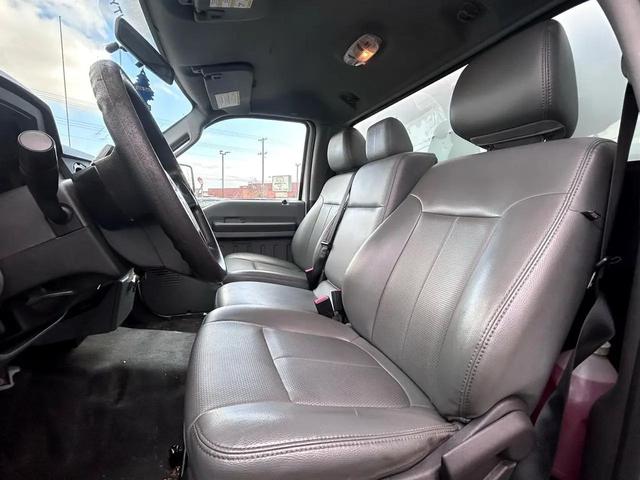 Photo of 2012 Oxford White Ford F-450