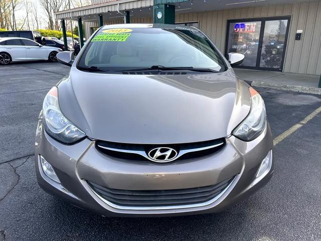 Photo of 2013 Tan Hyundai ELANTRA