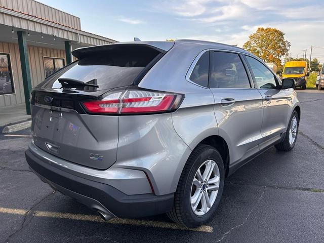 Photo of 2020 Iconic Silver Metallic Ford Edge