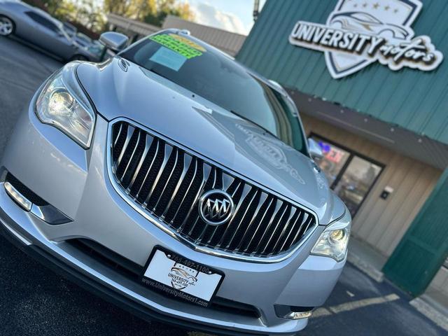 Photo of 2017 Quicksilver Metallic Buick Enclave
