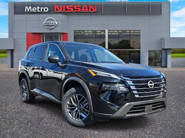 Photo of 2024 Black Nissan Rogue