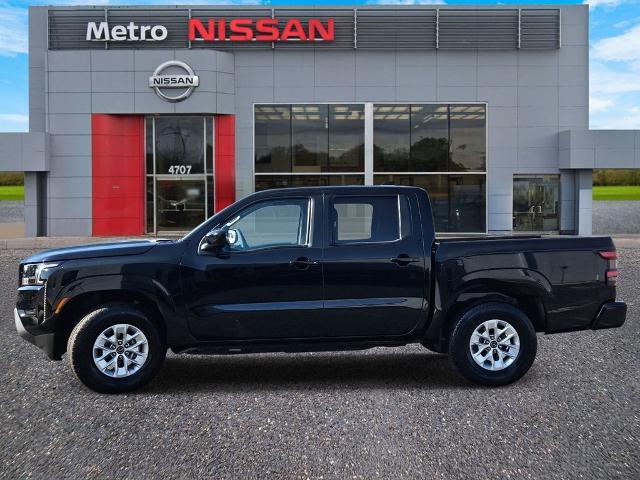 Photo of 2024 Super Black Nissan Frontier