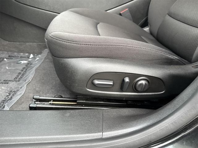Photo of 2023 Mosaic Black Metallic Chevrolet Malibu