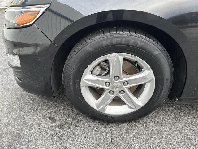 Photo of 2023 Mosaic Black Metallic Chevrolet Malibu