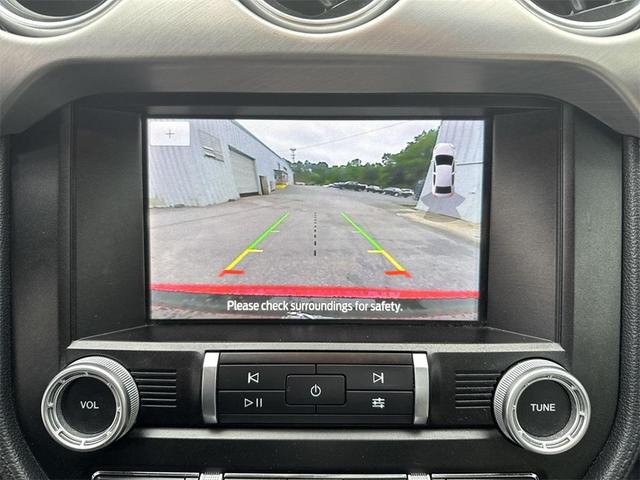 Photo of 2022 Race Red Ford Mustang