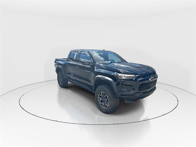 Photo of 2025 Black Chevrolet Colorado
