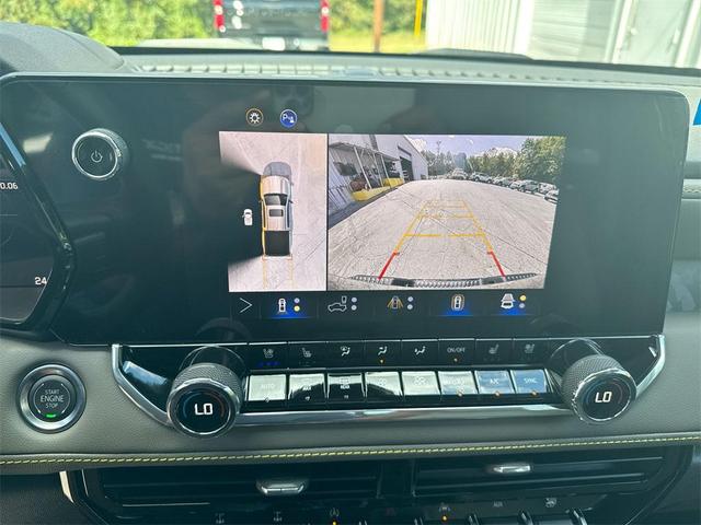 Photo of 2025 Black Chevrolet Colorado
