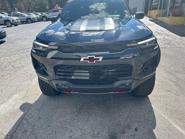 Photo of 2025 Black Chevrolet Colorado