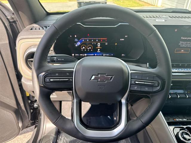 Photo of 2025 Black Chevrolet Colorado
