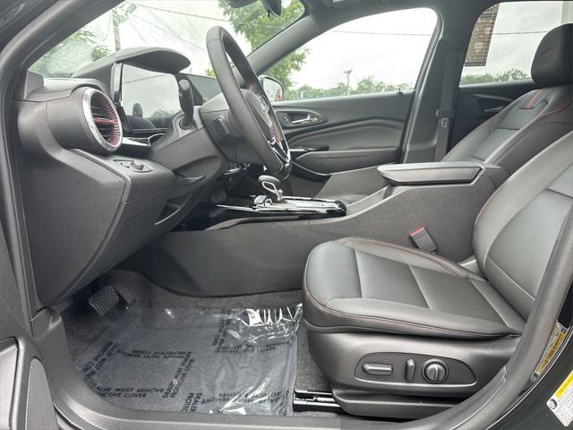 Photo of 2025 Mosaic Black Metallic Chevrolet Trax