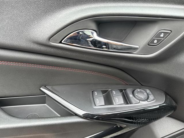 Photo of 2025 Mosaic Black Metallic Chevrolet Trax
