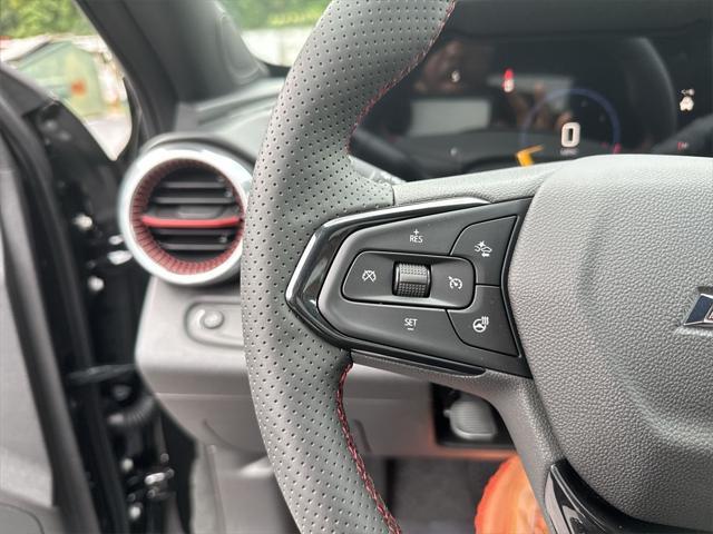 Photo of 2025 Mosaic Black Metallic Chevrolet Trax