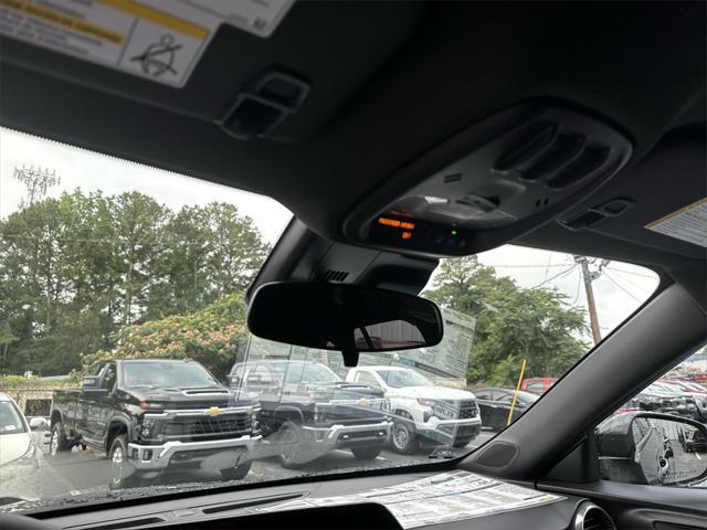 Photo of 2025 Mosaic Black Metallic Chevrolet Trax