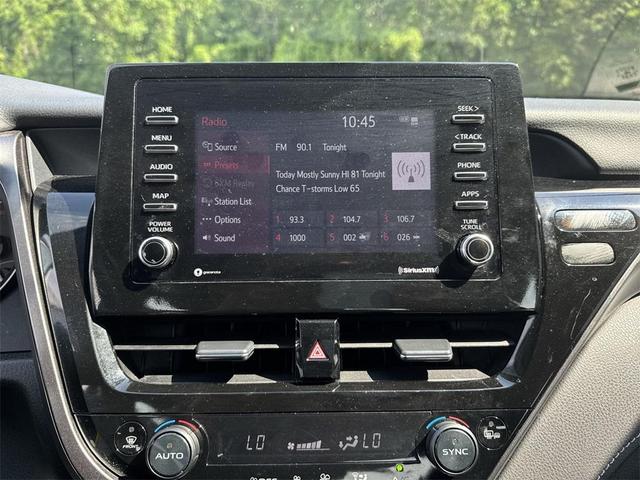 Photo of 2023 Ice Cap Toyota Camry