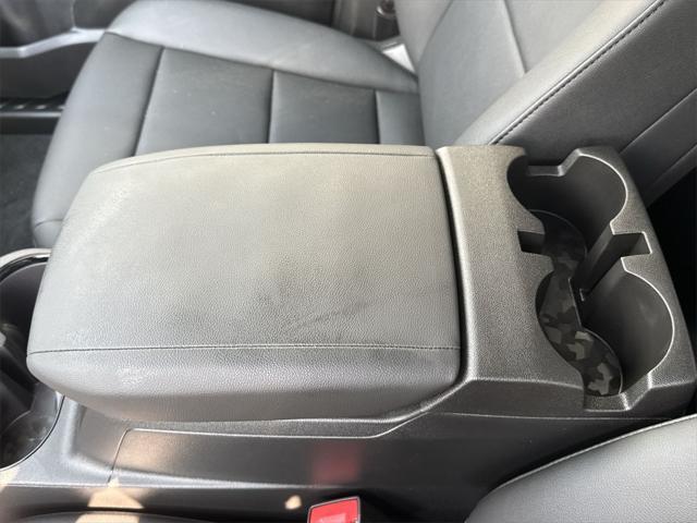 Photo of 2025 Summit White Chevrolet Colorado