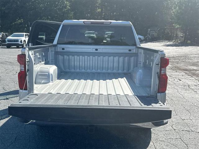 Photo of 2021 Silver Ice Metallic Chevrolet Silverado 1500