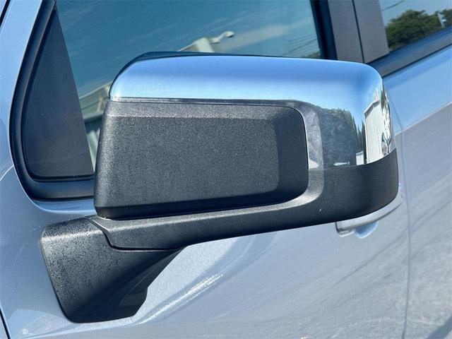 Photo of 2021 Silver Ice Metallic Chevrolet Silverado 1500
