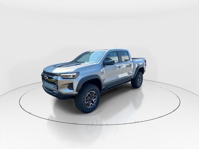 Photo of 2025 Sterling Gray Metallic Chevrolet Colorado