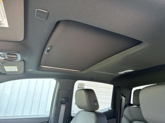 Photo of 2025 Sterling Gray Metallic Chevrolet Colorado