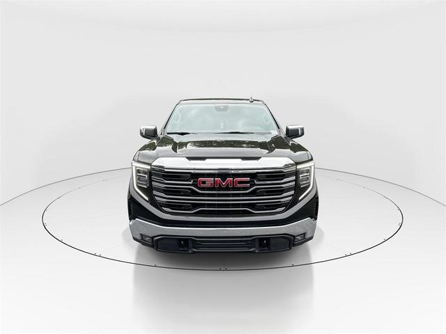 Photo of 2024 Onyx Black GMC Sierra 1500