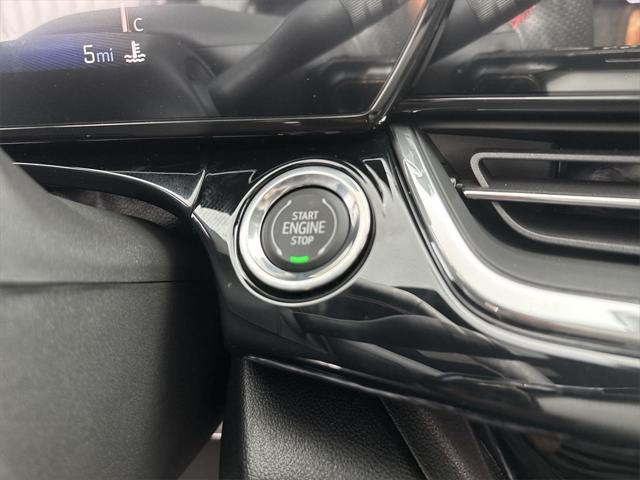 Photo of 2025 Summit White Chevrolet Trax