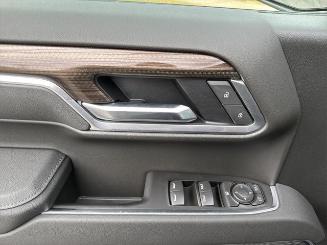 Photo of 2025 Black Chevrolet Silverado 1500