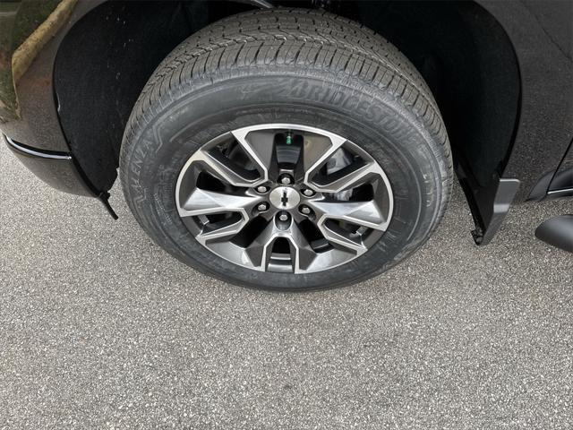Photo of 2025 Black Chevrolet Silverado 1500