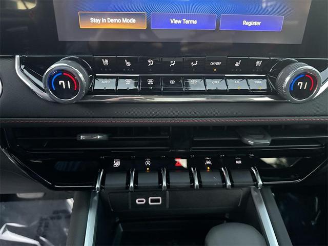 Photo of 2025 Black Chevrolet Colorado