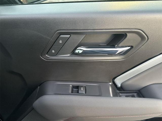 Photo of 2025 Black Chevrolet Colorado