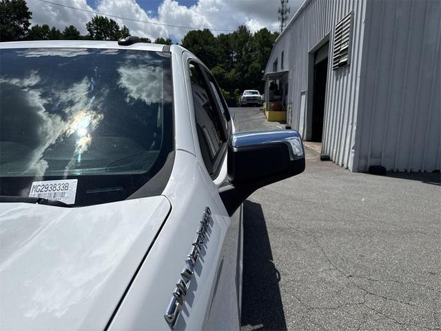 Photo of 2021 Summit White Chevrolet Silverado 1500
